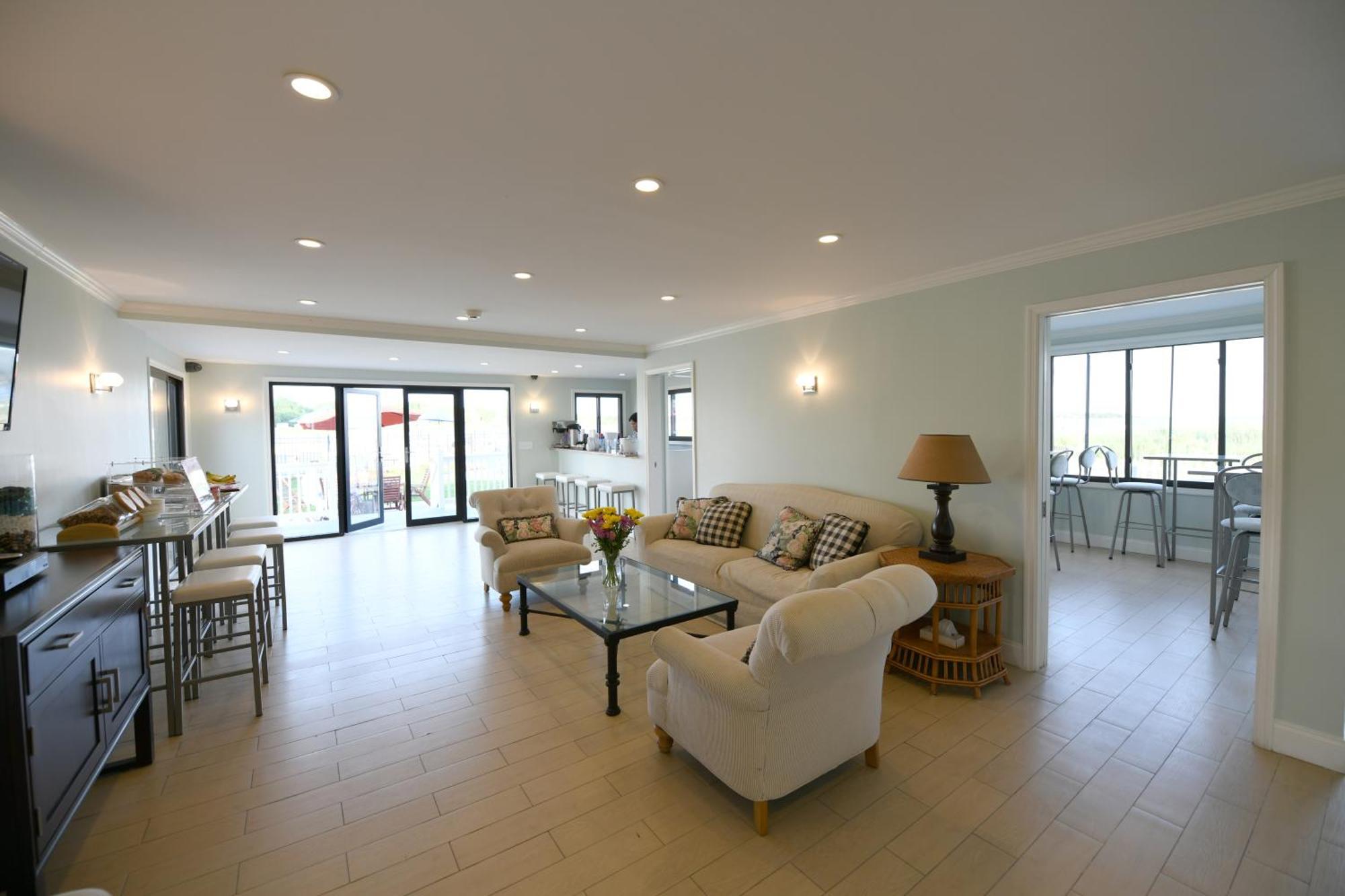 Bayview Resort Hampton Bays Exterior photo