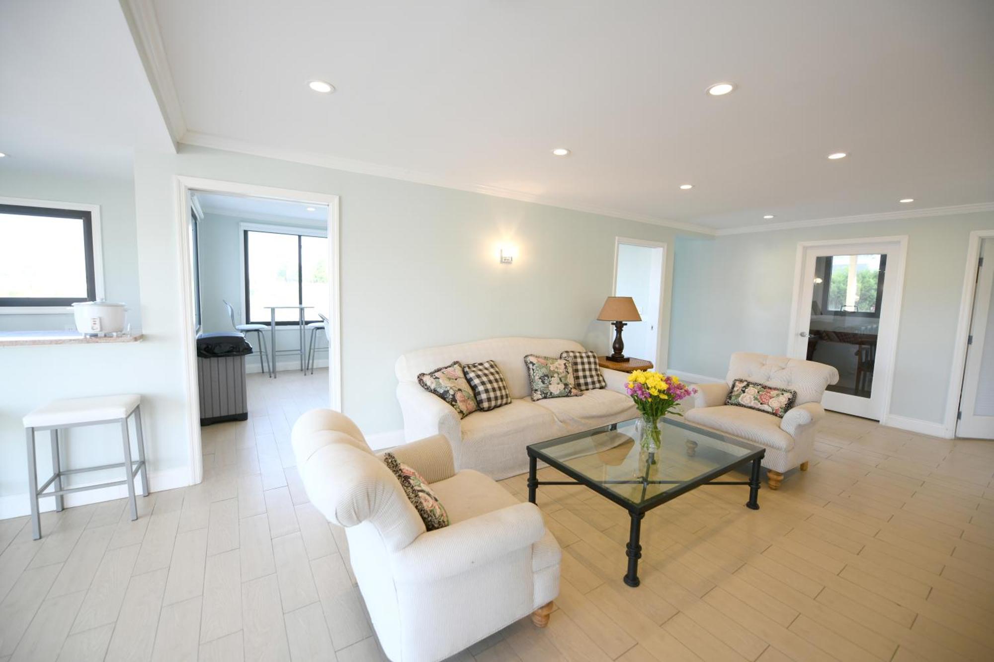 Bayview Resort Hampton Bays Exterior photo