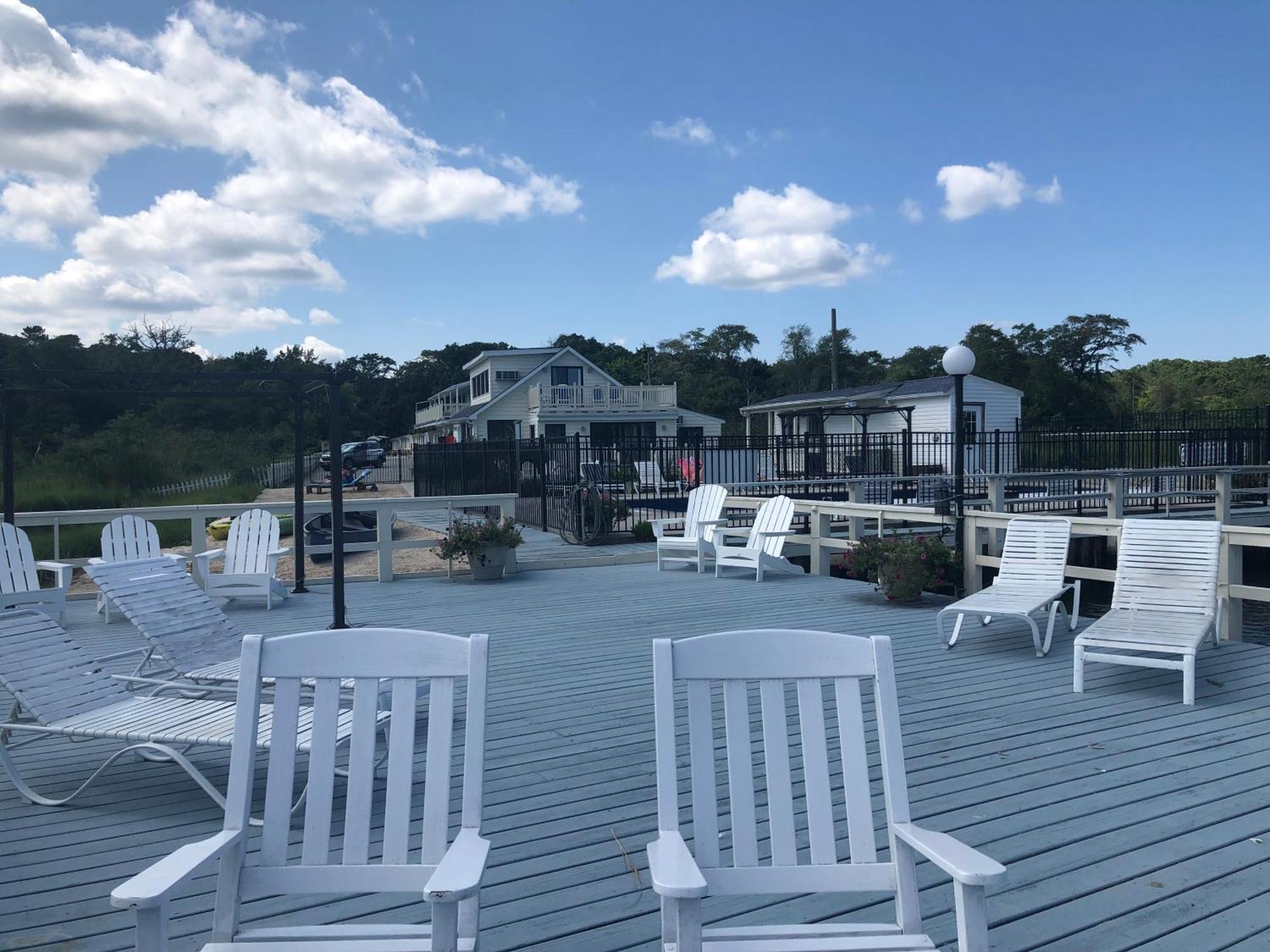 Bayview Resort Hampton Bays Exterior photo