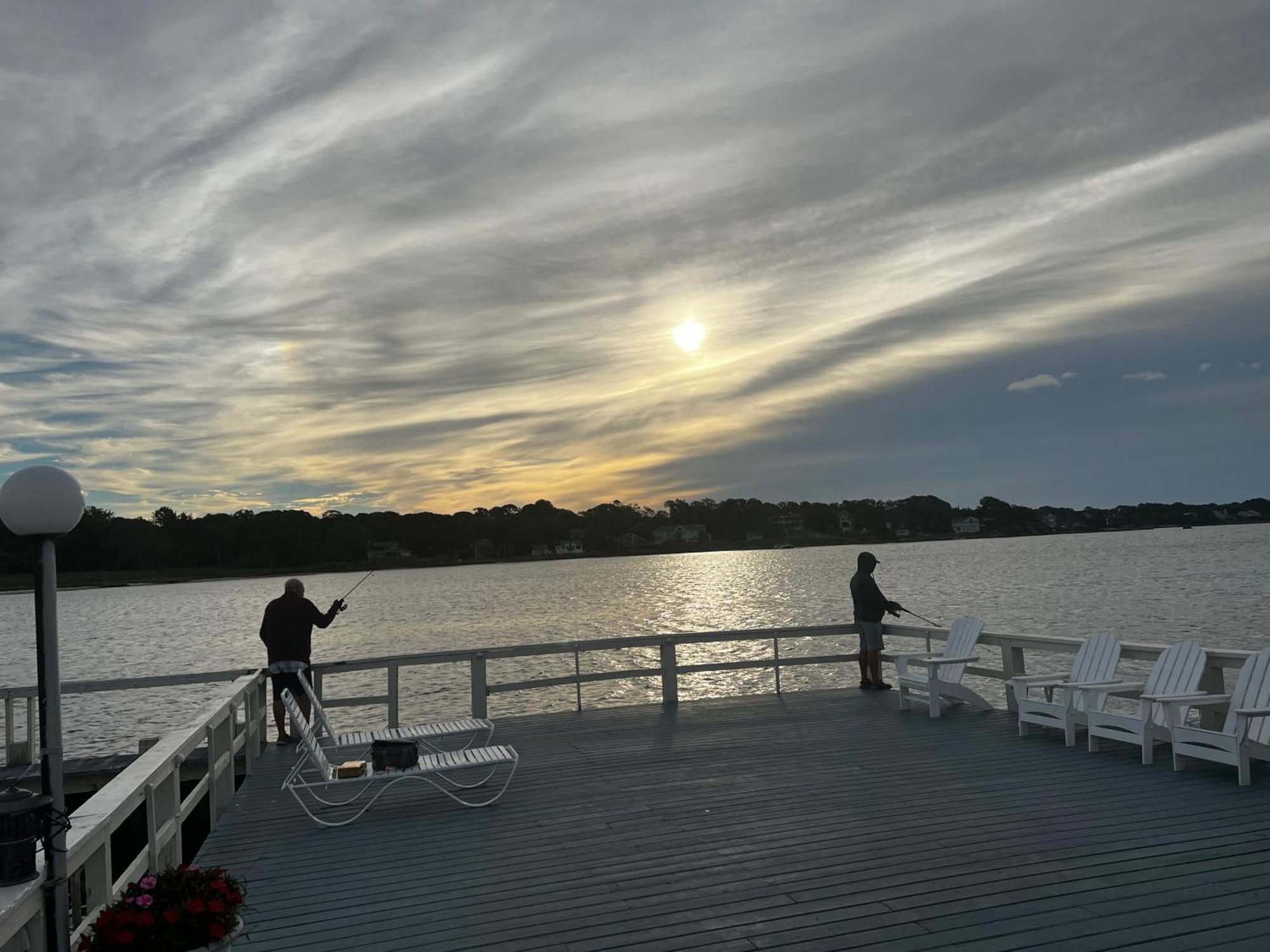 Bayview Resort Hampton Bays Exterior photo
