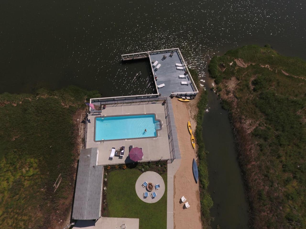 Bayview Resort Hampton Bays Exterior photo