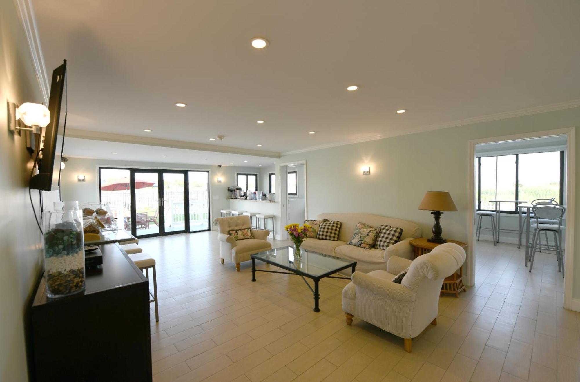 Bayview Resort Hampton Bays Exterior photo